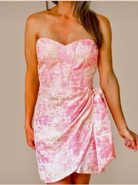 Strapless Pink Tie-Waist Cocktail Dress